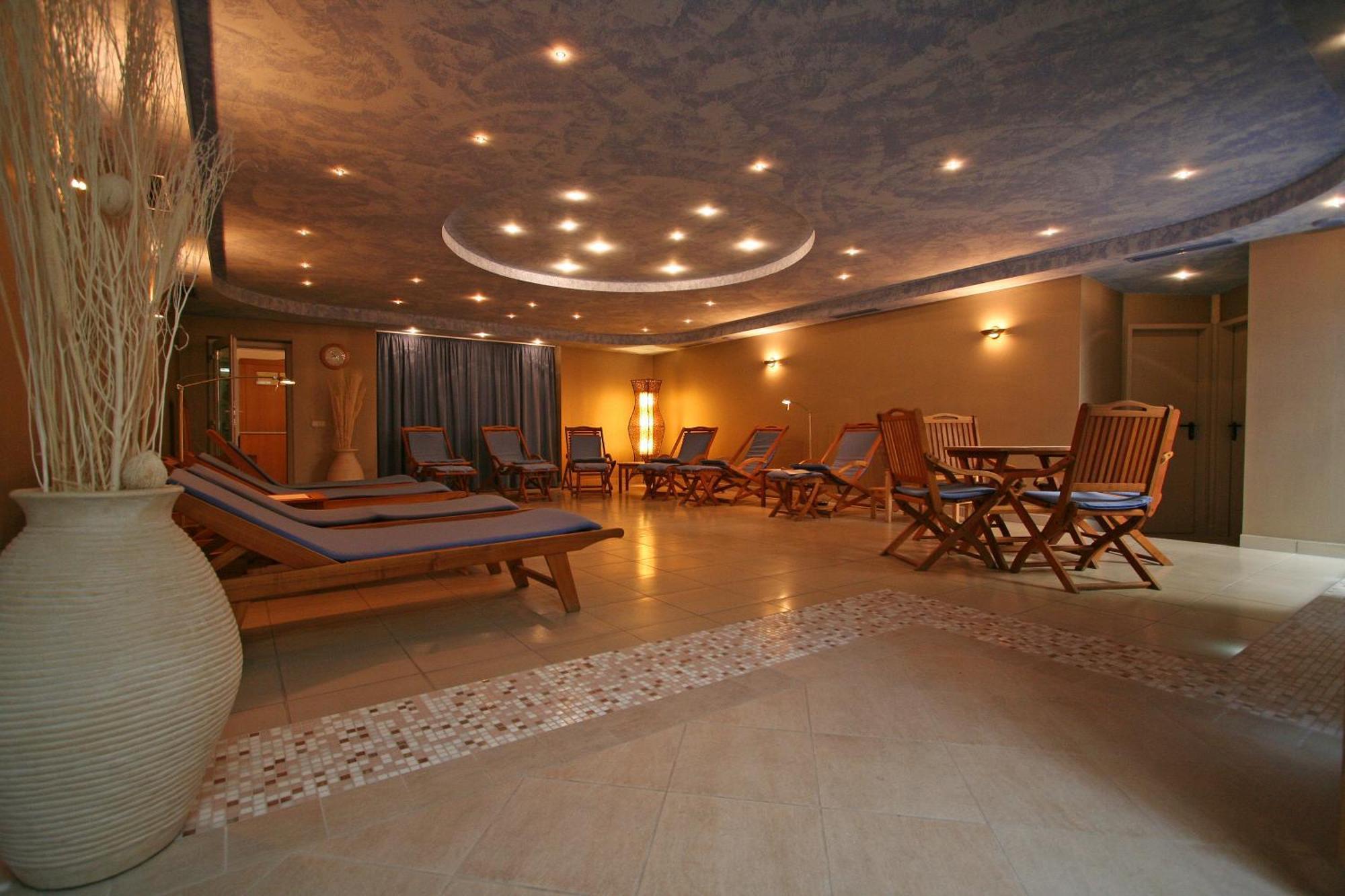 Tornacos Hotel - Hegykő Buitenkant foto