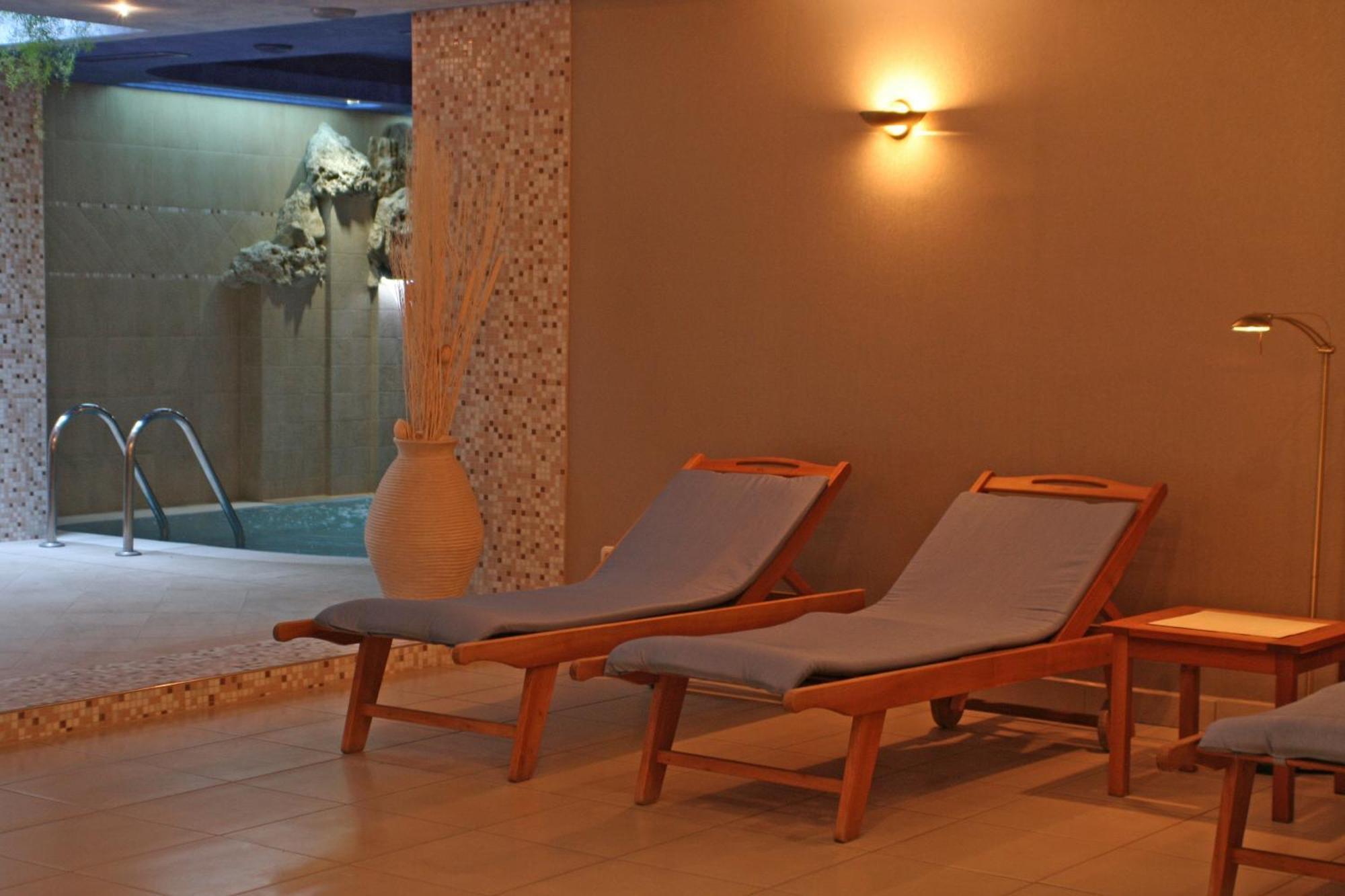 Tornacos Hotel - Hegykő Buitenkant foto
